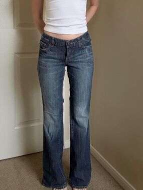 Women's Blue Bootcut Jeans - Classic Mid Rise Stretch